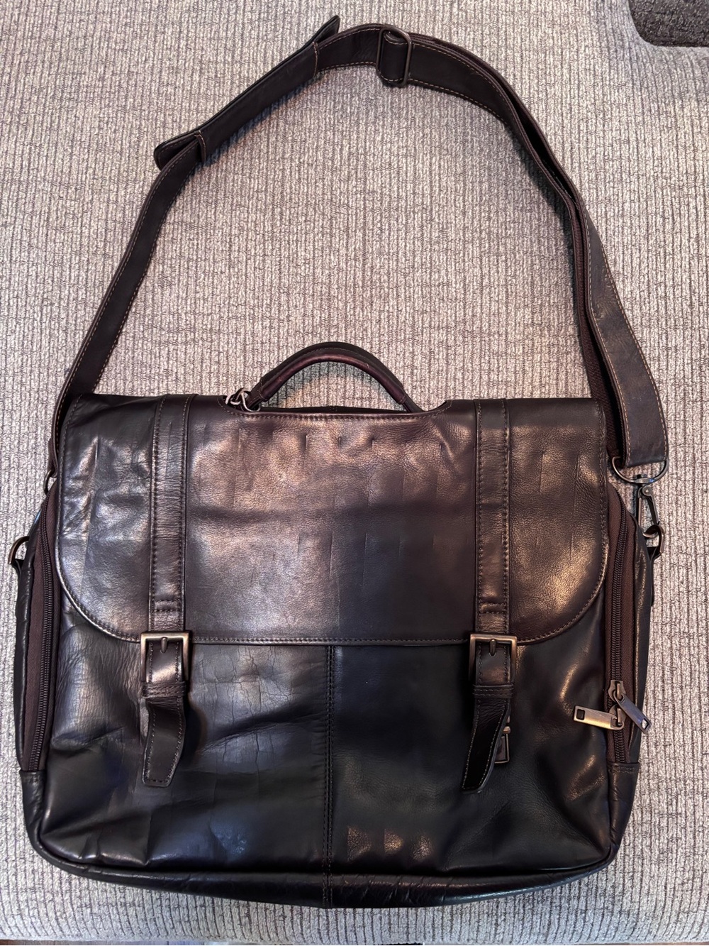 WILSONS LEATHER Brown Large Messenger Briefcase Laptop Bag w Shoulder Strap